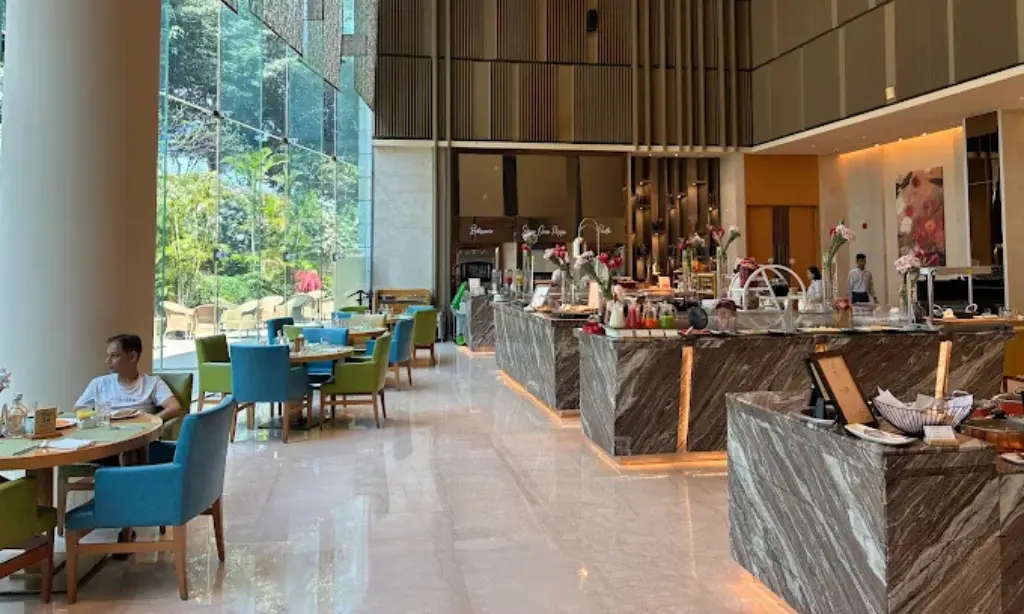 Cafe 77 East (Taj Bangalore)
