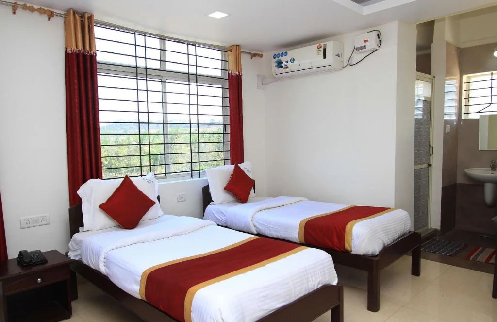 Hotel Sri Sai Residency Airport